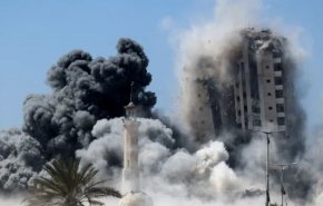 وزير الحرب الاسرائيلي يتباهى بتدمير برج السوسي بغزة