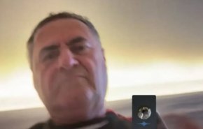 هاكر تركي ينشر صورة من مكالمة فيديو مع وزير الحرب الإسرائيلي
