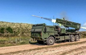 إسبانيا تلغي صفقة أسلحة ضخمة لشراء قاذفات صواريخ إسرائيلية