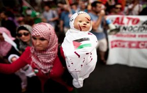 18 ألف طفل قتلهم الإحتلال.. وأسماؤهم عاشت بشوارع مدريد