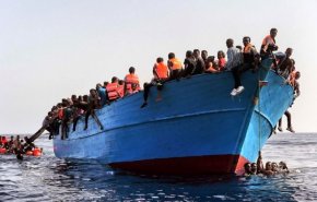 جان باختن ۵۰ پناهجوی سودانی در آتش‌سوزی یک کشتی 