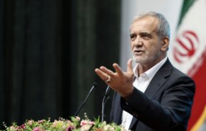 بزشكيان: إيران ترفض المفاوضات تحت الضغط والتهديد