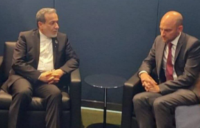 ابتکارهای دیپلماتیک برای جلوگیری از اسنپ‌بک؛ محور رایزنی وزرای خارجه ایران و فرانسه