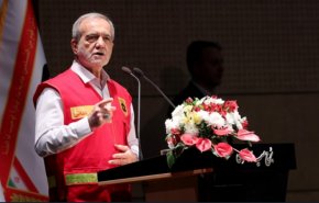 بزشكيان: يفرضون العقوبات علينا لاننا لن نخضع لهم