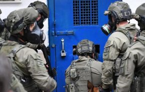 الإعلام العبري: خلافات حول هويات الفلسطينيين الذين سيتم الإفراج عنهم