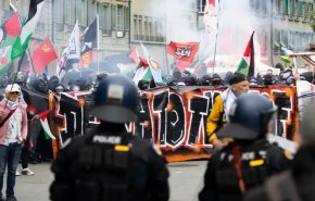 اشتباكات عنيفة في العاصمة السويسرية خلال مظاهرة مؤيدة لفلسطين
