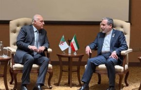 إيران والجزائر تؤكدان على ضرورة منع الكيان الصهيوني من خرق تعهّداته