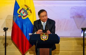 رئيس كولومبيا يتهم واشنطن بانتهاك مجال بلاده البحري 