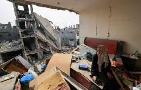 ساکنان غزه در میان ویرانی‌ها، خانه‌های خود را بازسازی می‌کنند + فیلم