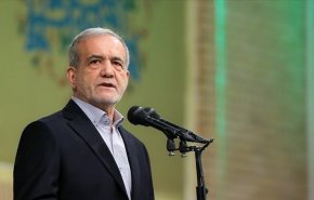 الرئيس الايراني: الفرقة داخل الامة الاسلامية، هي مطلب الصهيونية العالمية