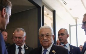 ماكرون لعباس: سنرد بقوة على خطط الضم الإسرائيلية