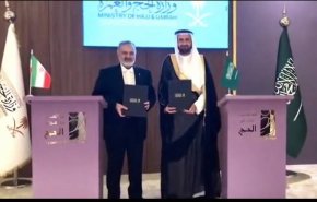 رئيس منظمة الحج الايرانية يسلم رسالة بزشكيان لولي العهد السعودي