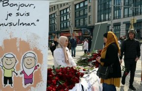 مخالفت وزیر کشور فرانسه با ممنوعیت حجاب برای نوجوانان