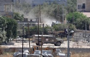 قوات الاحتلال تقتحم الضفة وتعتقل العشرات