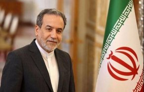 عراقجي: طلابنا يرفعون راية الاستقلال والشرف لإيران بالمحافل العلمية