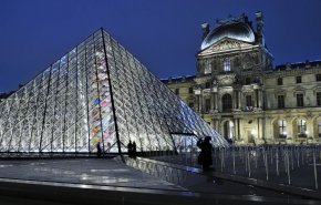 لوور سوار بر موج بدبیاری؛ نشت آب در بخش آثار باستانی مصر