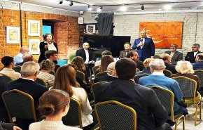 بزشكيان يلتقي بوتين في عشق آباد وعراقجي يزور موسكو الاسبوع القادم