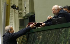 پزشکیان لایحه بودجه 1405 را تقدیم مجلس کرد