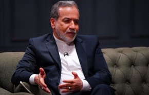 عراقجي يرد على أورتاغوس:مد اليد للدبلوماسية لا يعني إرسال قاذفات!