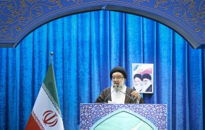 آية الله خاتمي: قوتنا الصاروخية باقية رادعة لكل من يحاول التعرض لنا