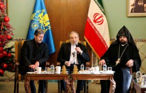 عراقجي: تعايش الاديان في البلاد رمزٌ للوحدة الوطنية