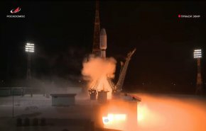 شاهد: إيران تطلق ثلاثة أقمار صناعية بنجاح لوضعها في المدار الشمسي 