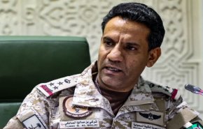 السعودية تطلب إخلاء ميناء المكلا بعد استهداف سفينتين قادمتين من الإمارات