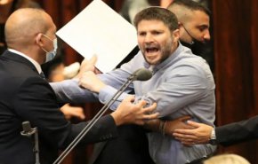 سموتريتش يهدد بدهس رئيس المحكمة العليا ويثير موجة غضب في 