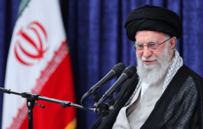 رهبر انقلاب: جوان‌های عزیز وحدت خود را حفظ کنید؛ ملت یکپارچه بر هر دشمنی فائق می‌آید
