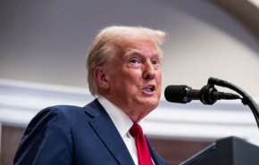 ترامب: الدول التي تتعامل تجارياً مع إيران ستدفع رسوما جمركية 25%