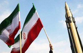 ايران ترفع مستوى إنذارها مع تناغم في الموقفين العسكري والسياسي