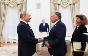 اجتماع مجموعة عمل ثلاثي روسي أميركي أوكراني اليوم في أبوظبي