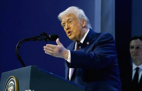 شاهد: هكذا برر ترامب كدمة يده الجديدة..المشكلة هي الاسبرين! 