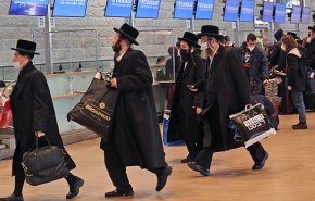 أرقام رسمية تكشف تصدع الداخل الإسرائيلي: هجرة، اكتئاب وانهيار ثقة