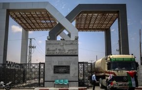 الاحتلال يضيق على الفلسطينيين العابرين من معبر رفح +فيديو