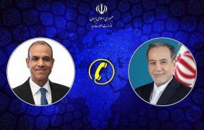 گفتگوی تلفنی وزرای خارجه ایران و مصر
