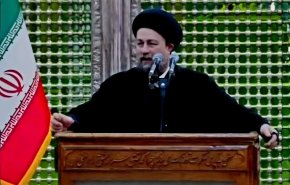 سید حسن خمینی: دشمنان از هر سو آمده‌اند، اگر با هم باشیم بسیار قوی هستیم