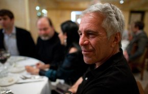 التسريبات من ملفات إبستين تضع أسماء بارزة تحت ضغط التحقيقات +فيديو