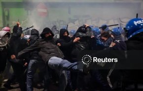 برخورد خشن پلیس ایتالیا با معترضان هنگام برگزاری المپیک زمستانی