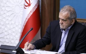 پزشکیان افتخارآفرینی تیم‌های ملی کشتی فرنگی و آزاد ایران را تبریک گفت