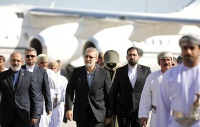 أمين المجلس الأعلى للأمن القومي الإيراني يصل إلى مسقط