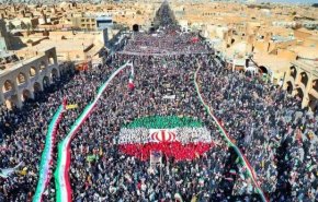  راهپیمایی جشن ۴۷ سالگی انقلاب در سراسر کشور آغاز شد/ نمایش موشک های کروز و بالستیک در میدان آزادی+ فیلم