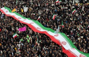 أمواج بشرية هادرة تملأ شوارع ايران لإحياء الذكرى الـ47 للثورة الإسلامية المباركة