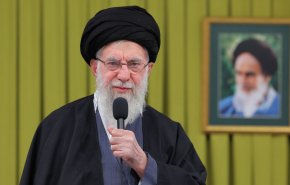  تشکر رهبر معظم انقلاب از کار بزرگ ملت ایران در روز ۲۲ بهمن/ ملت عزیز دشمنان را مأیوس کردید+ فیلم