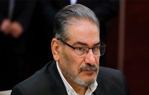  الأدميرال شمخاني: صواريخنا خطوط حمراء لا تقبل التفاوض