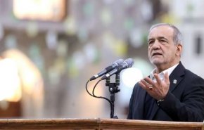 پزشکیان: مصمم به عملیاتی کردن پروژه های ارتباطی و شریان های حیاتی کشور هستیم