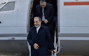 وزير الخارجية الايراني يصل الى جنيف