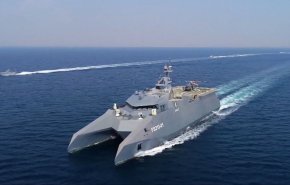 حرس الثورة الاسلامية ينفذ مناورة بحرية ذكية في مضيق هرمز