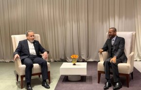 عراقچی با وزیر خارجه عمان دیدار کرد