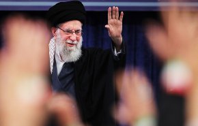 قائد الثورة: سلاح إغراق البارجة أخطر من البارجة نفسها